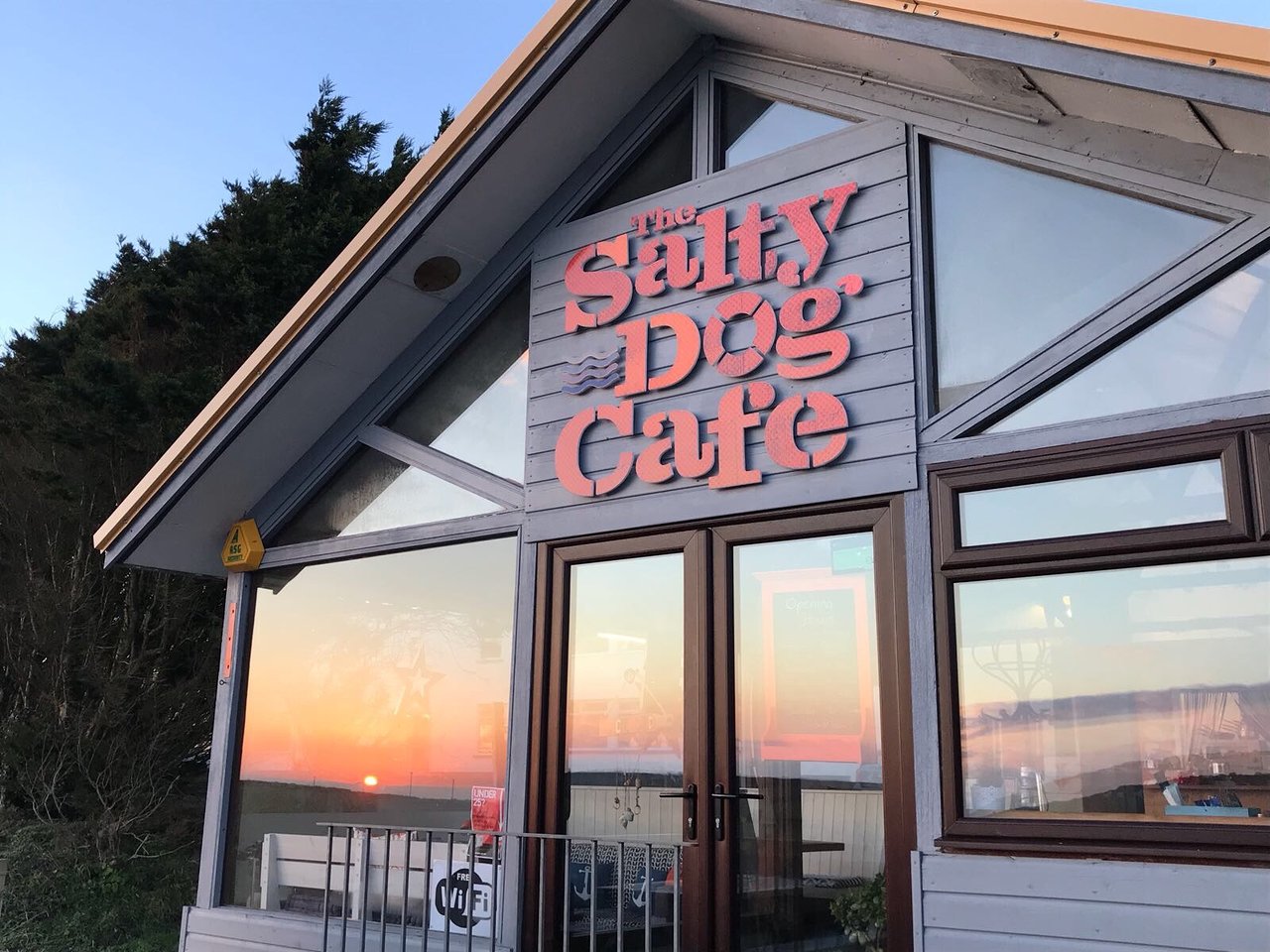 The Salty Dog Cafe - Gallows Park, Millbrook 