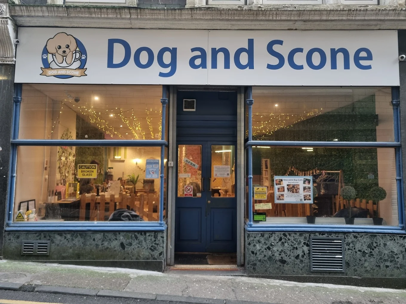 Dog & Scone – Newcastle