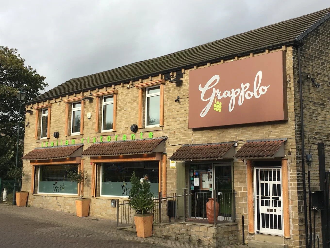 Grappolo Restaurant 
