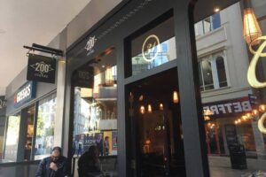 200 Degrees Coffee Shop