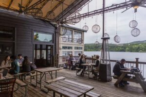 Mozart’s Coffee Roasters – West Lake Hills