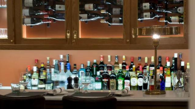 bar image