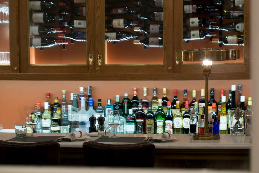 bar image