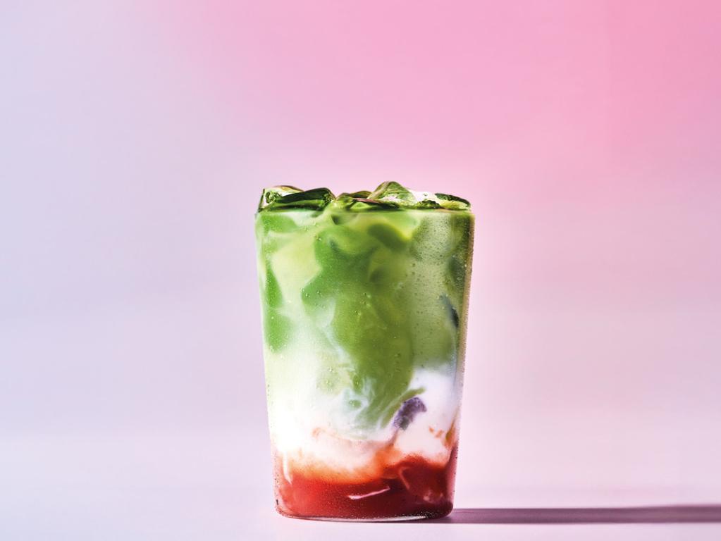 strawberry-vanilla-iced-matcha-latte