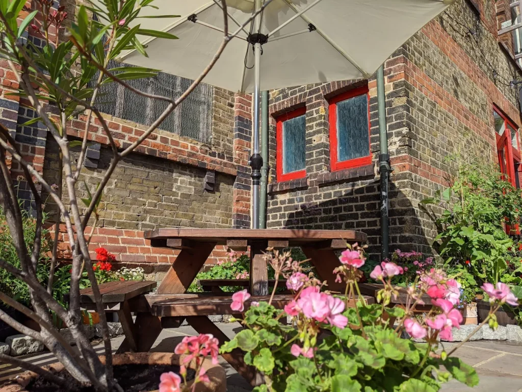 unnamed – 2025-08-28T134324.785