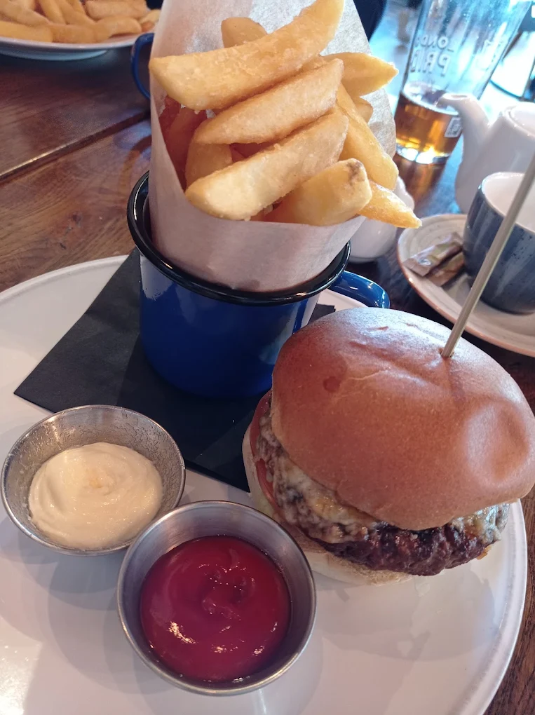 unnamed – 2025-09-01T124957.292