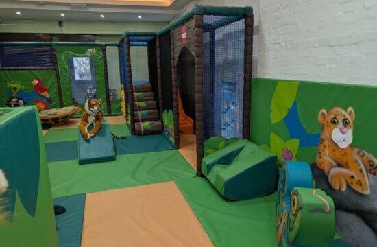 rainforest soft play cafe